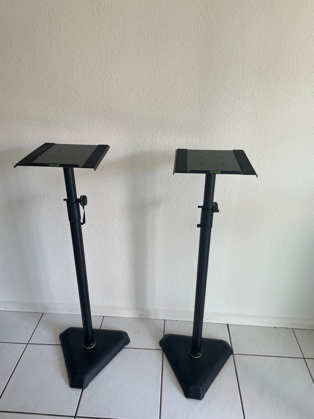 Supporti a parete: Gravity SP 3202 Studiomonitor Ständer – Usato da Basel venduto da tho_h69d 2