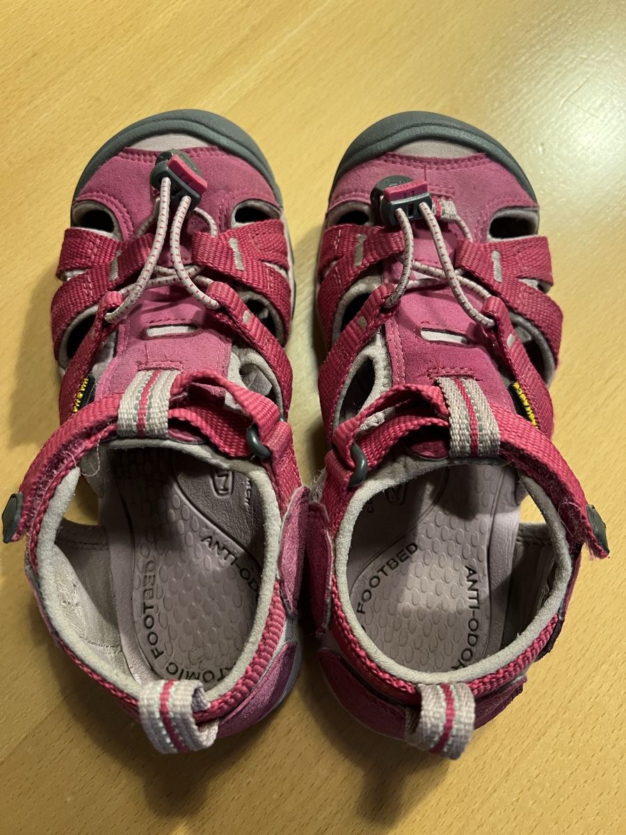 Schuhe für Mädchen: Keen Sandalen Gr. 32/33 – Gebraucht aus Basel von Cabi 2