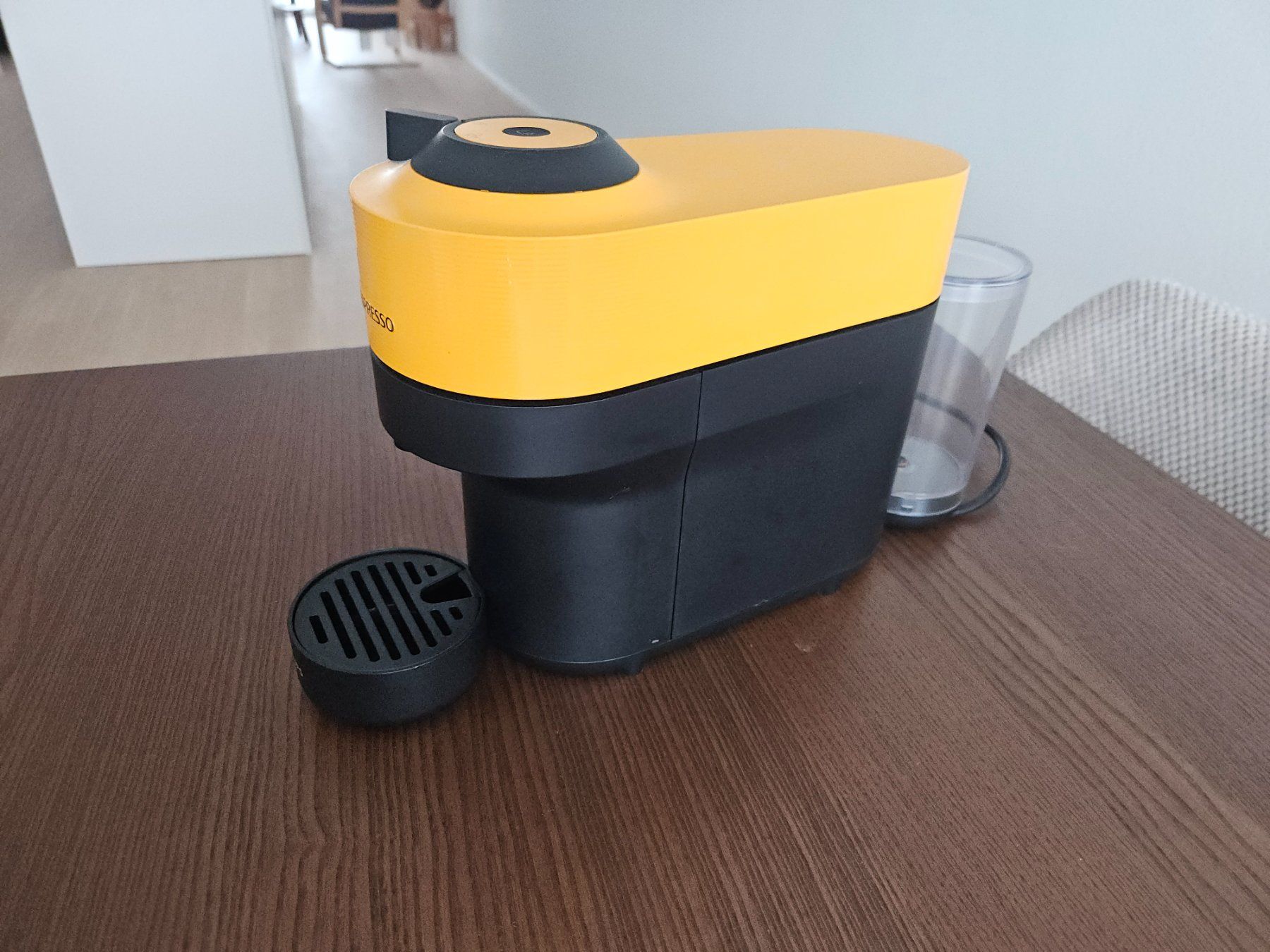 Machines à café & Machines à expresso: Nespresso Vertuo Maschine – D'occasion à Kriens par Campino111 1