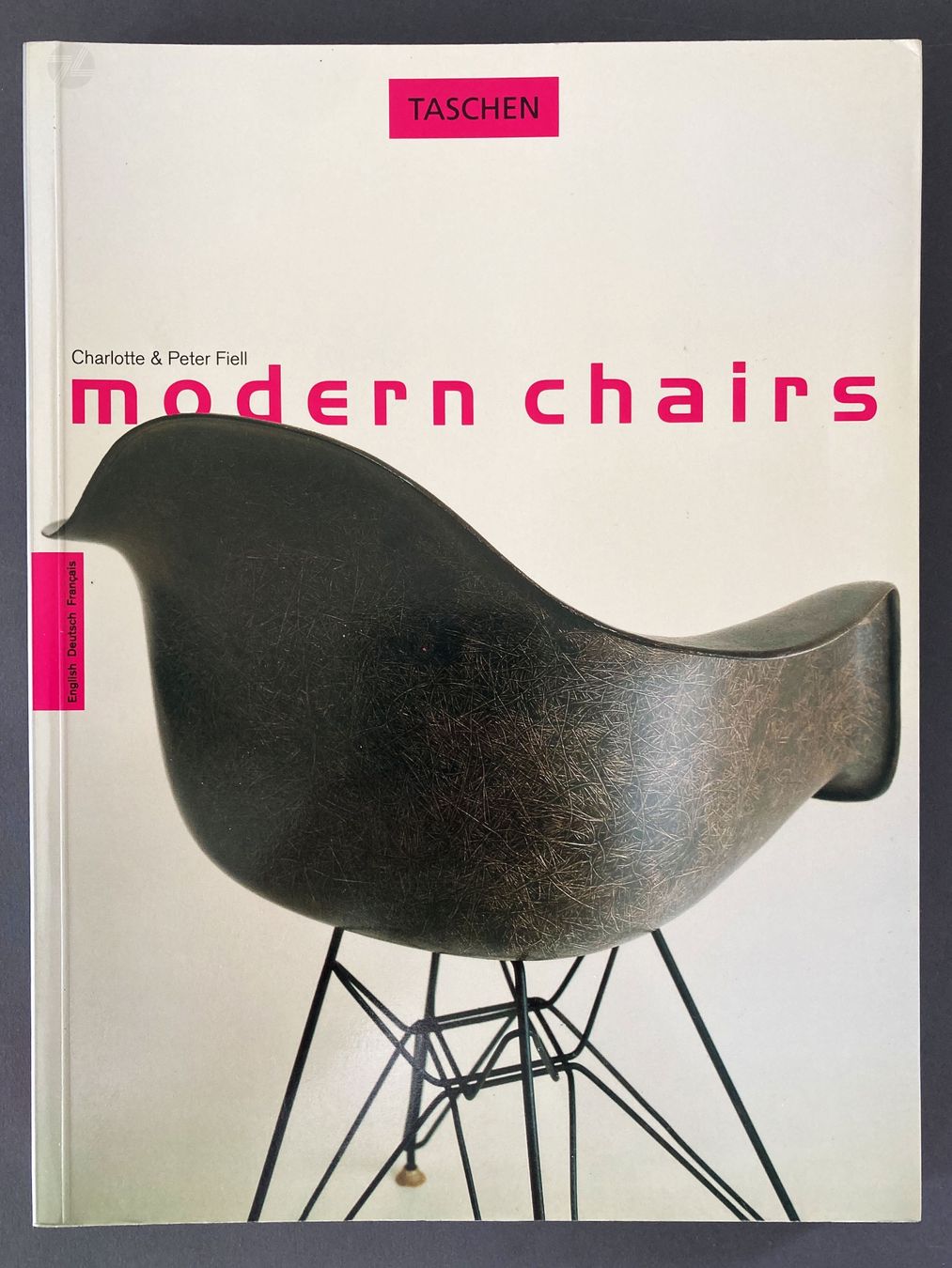 Libri: Charlotte & Peter Fiell: Modern Chairs Design Jacobsen Eames – Usato da Wetzikon ZH venduto da cyan74