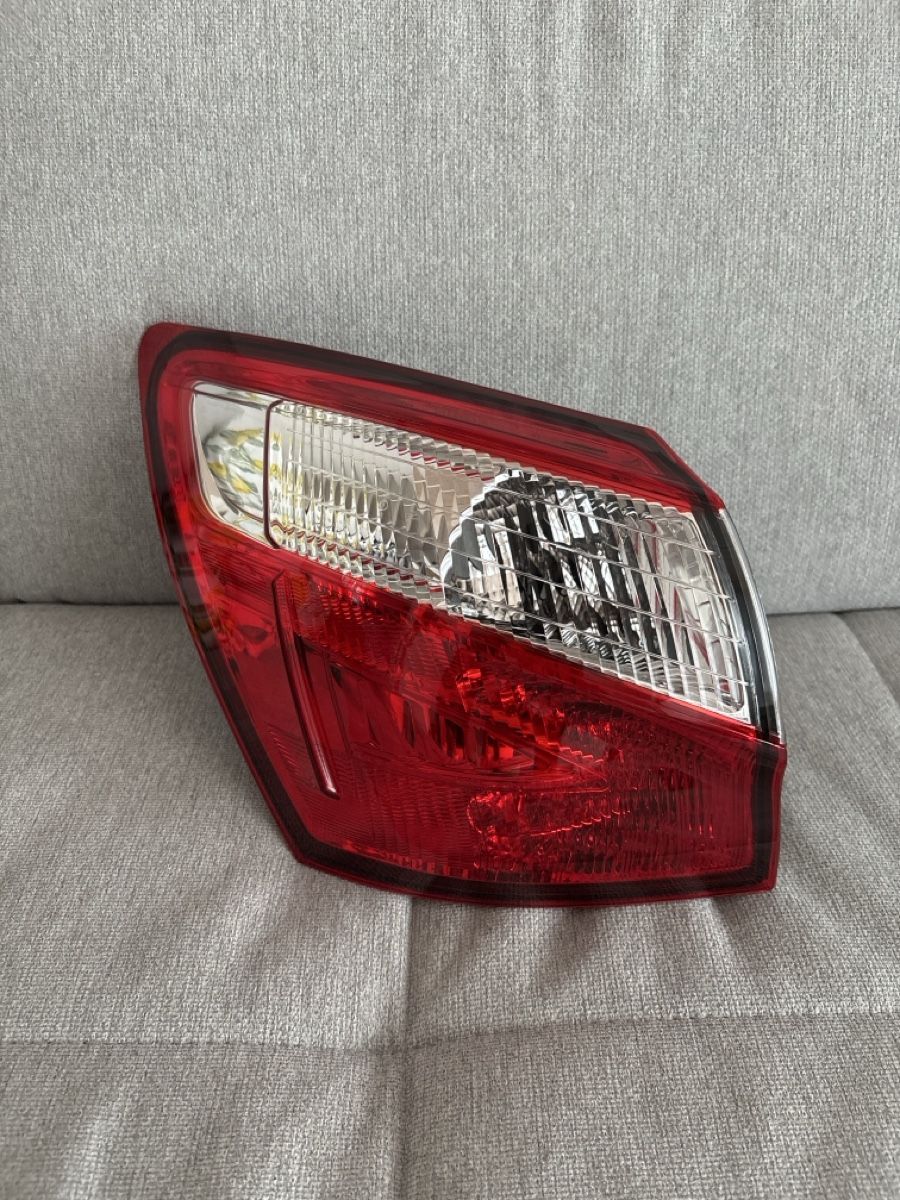 Nissan Fari: Heckleuchte Nissan Qasqai – Nuovo e nell'imballaggio originale da Lausen venduto da and_f9qn