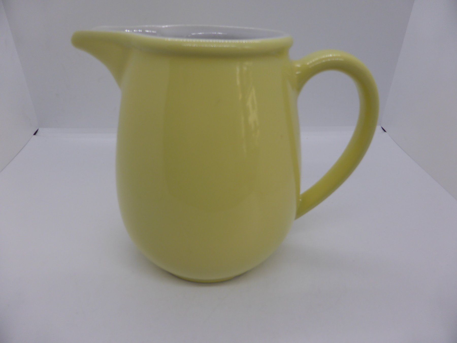 Rössler Karaffen: Rössler ? pot à lait jaune et blanc – Gebraucht aus Porrentruy von Kim017 1