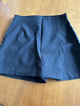 Short dame