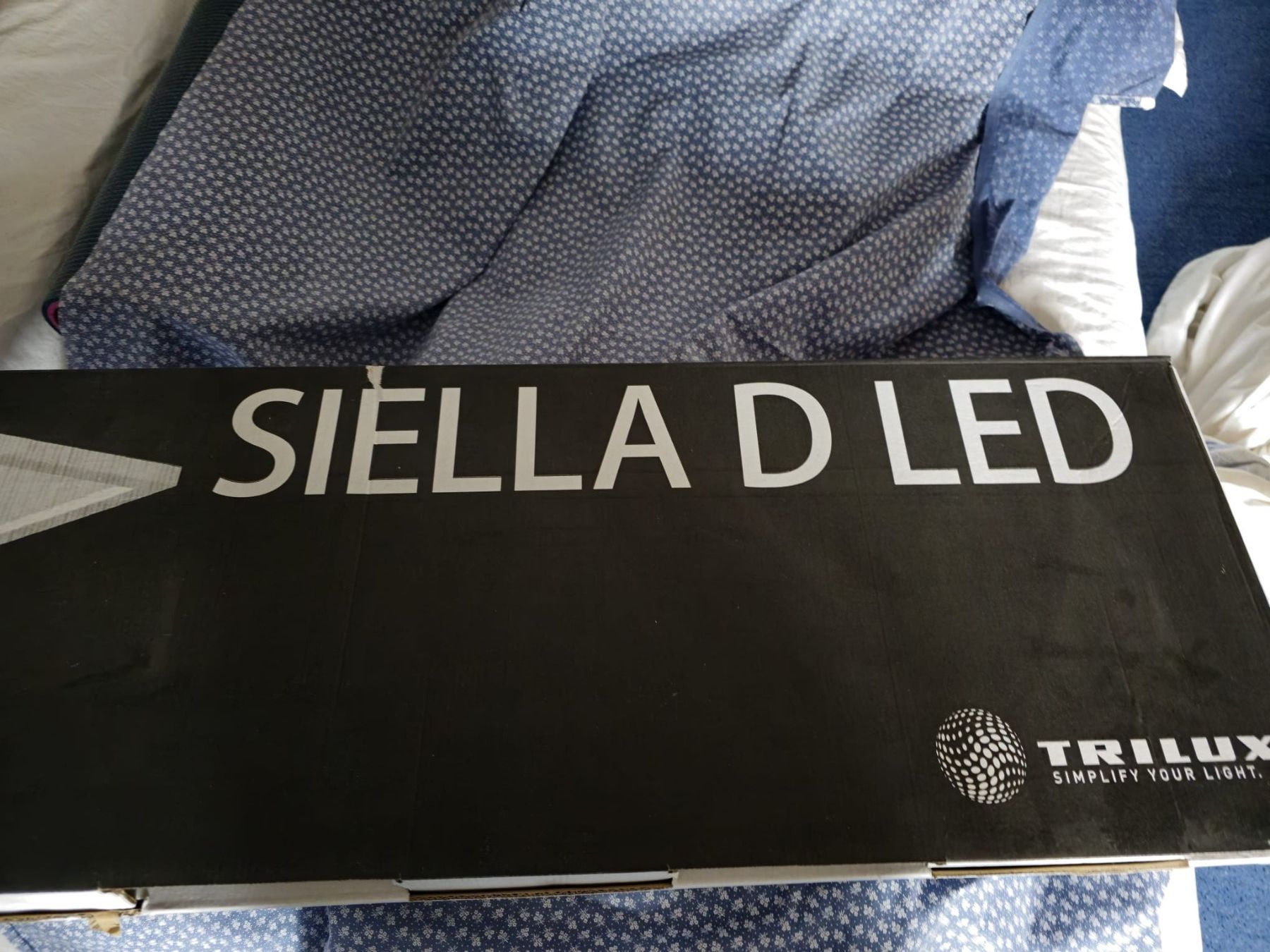 Lampadari & plafoniere: LED-Lampe Trilux Siella (neu) – Nuovo e nell'imballaggio originale da Mettlen venduto da Janavana 3