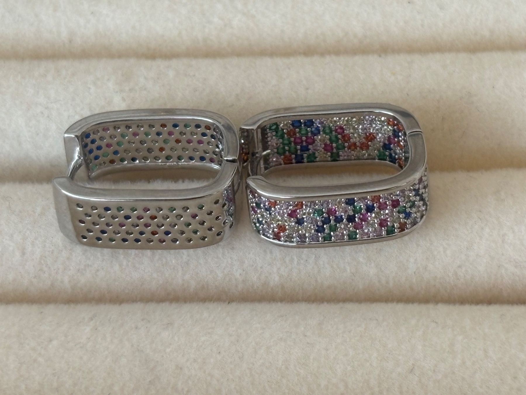 Ohrringe & -stecker: Luxus EleganteOhrstecker Ohrschmuck Multicolore Farbe:Silber – Neu (gemäss Beschreibung) aus Biel-Bienne von Roserosse13 5
