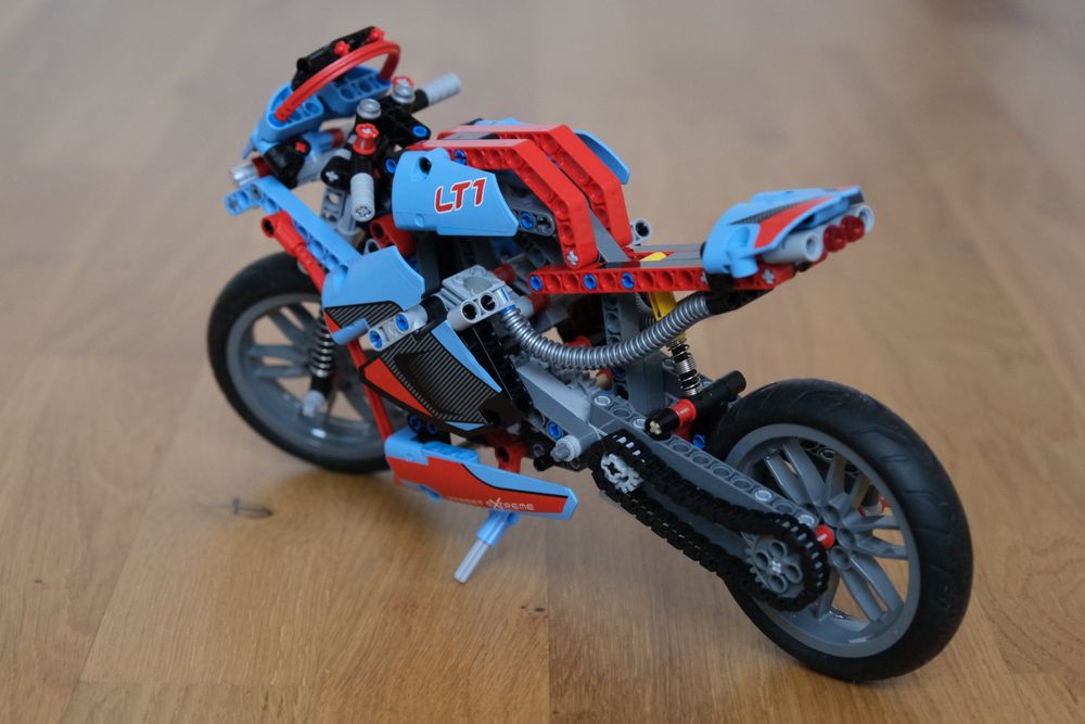 Lego Kit di costruzioni: Lego Technic set 42036 Straßenmotorrad / La moto urbaine – Usato da Nyon venduto da JJZA 5