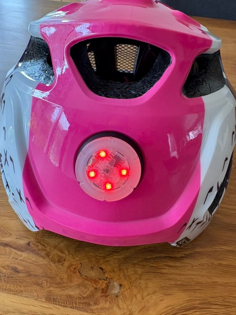 Cube Caschi: Kinderhelm von Cube – Usato da Olten venduto da Luzias11 1