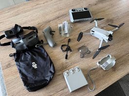 DJI Mini 3 FlyMore RC und FPV Bundle