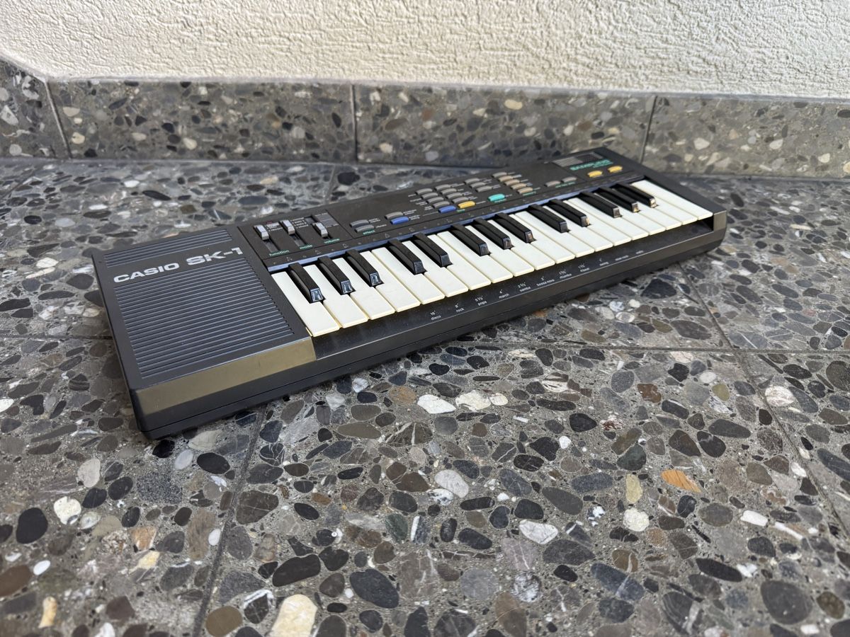Casio Musikinstrumente: Casio SK-1 Sampling Keyboard – Gebraucht aus Bern von A.W.S.R 3