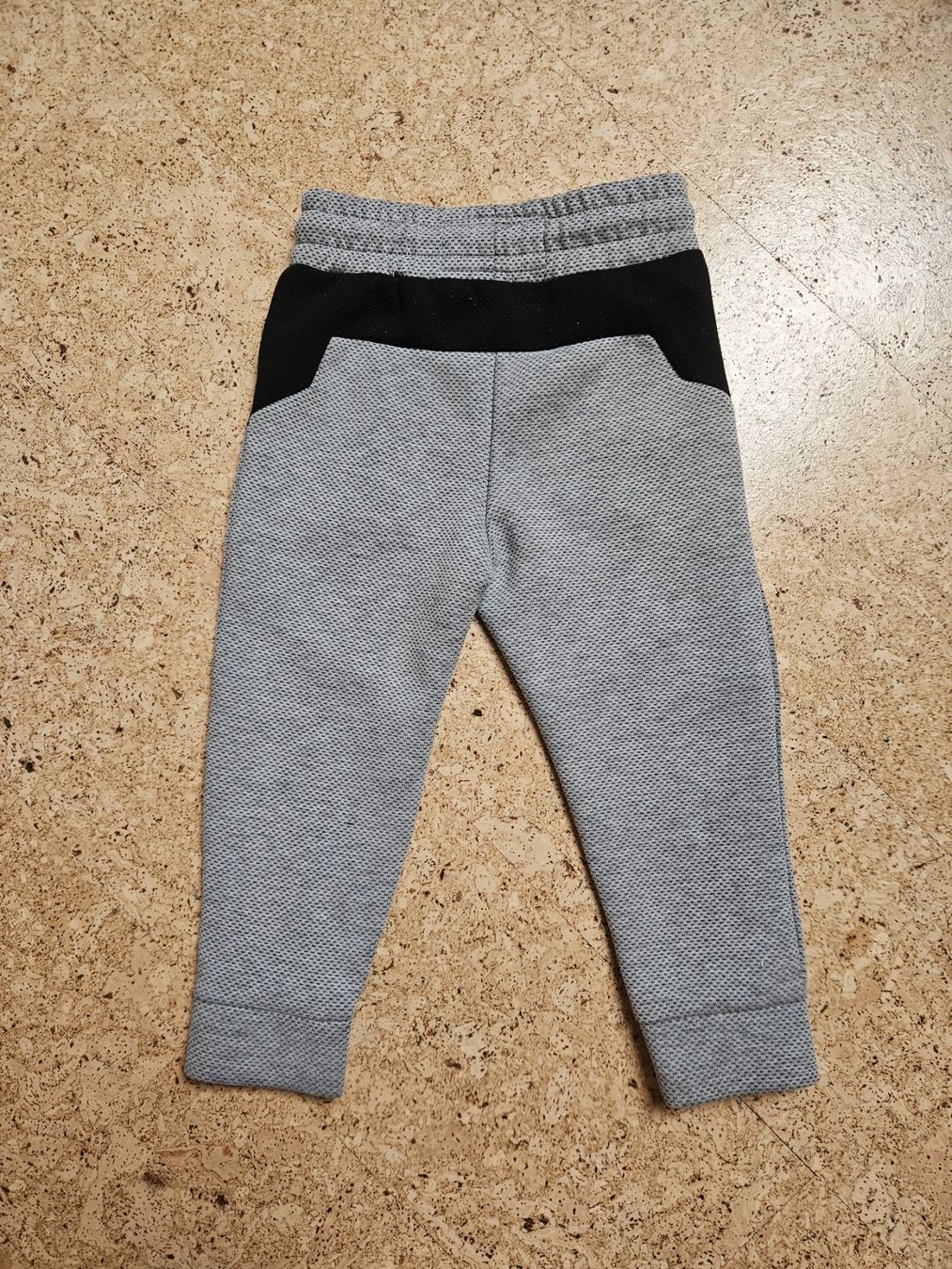 Primark Pantaloni: Hose Gr.98 – Usato da Worb venduto da jun_fj8w 1