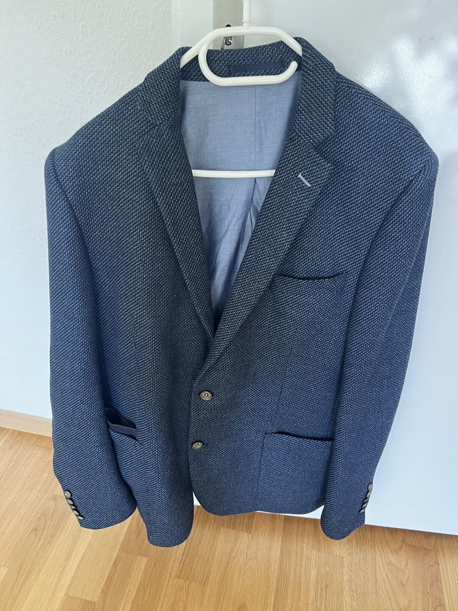 Costumes: Herren Anzug/Jackett Blau – D'occasion à Buchs ZH par dani_realmadrid