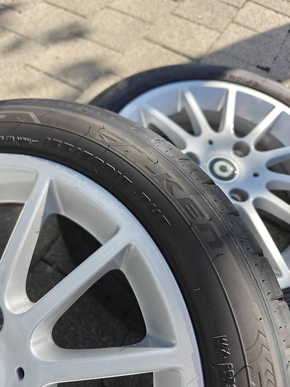 Smart Pneumatici & Ruote complete: Smart Fortwo Kompletträder Sommer – Usato da Rubigen venduto da Berti0531 1