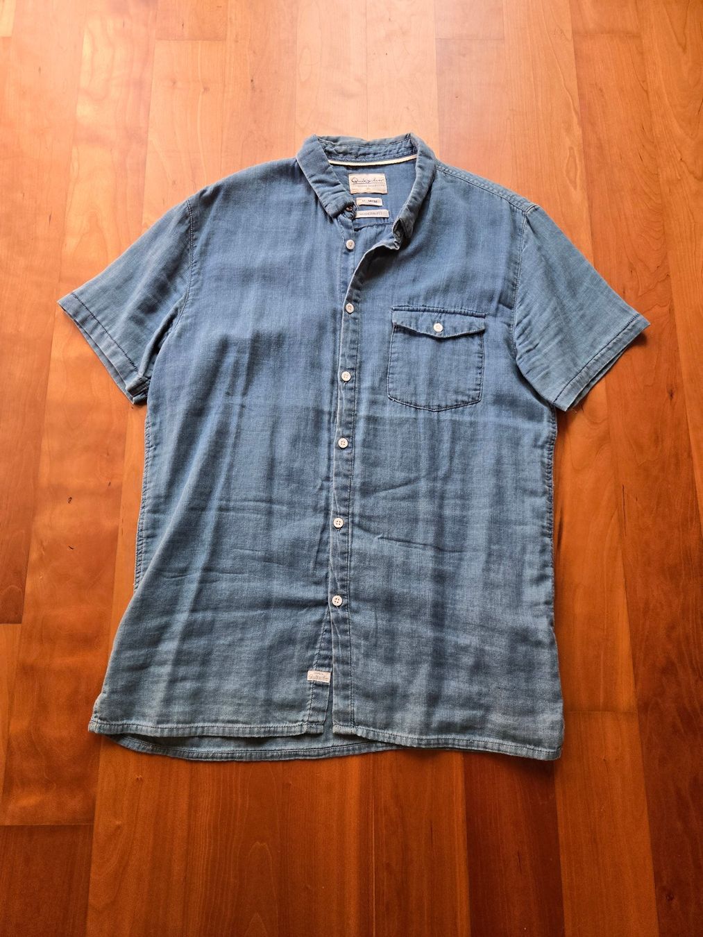 Quiksilver Camicie: Jeanshemd Quicksilver – Usato da Altstätten SG venduto da Tschuppben