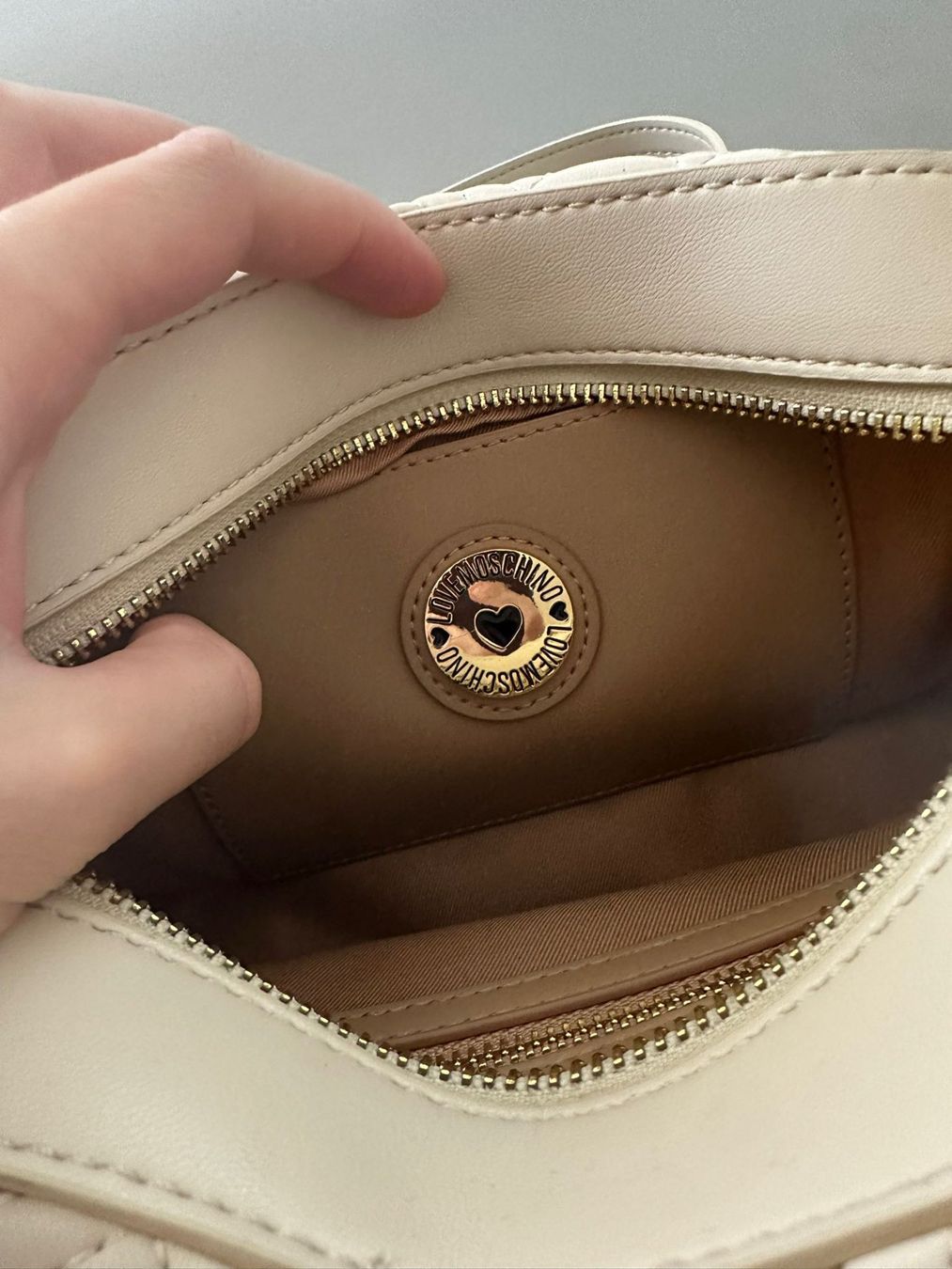 Moschino Sacs femmes: Tasche LOVE MOSCHINO beige – D'occasion à Winterthur par Paradija 1