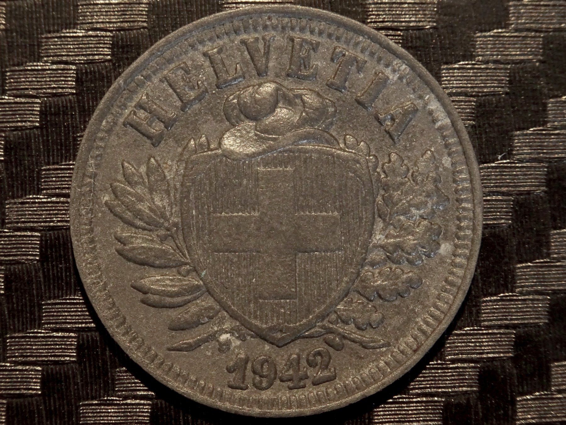 Tutti le monete: 1942 - 2 cts. 8.95 Mio. 2.42gr!!! – Usato da Courgenay venduto da ZubR237