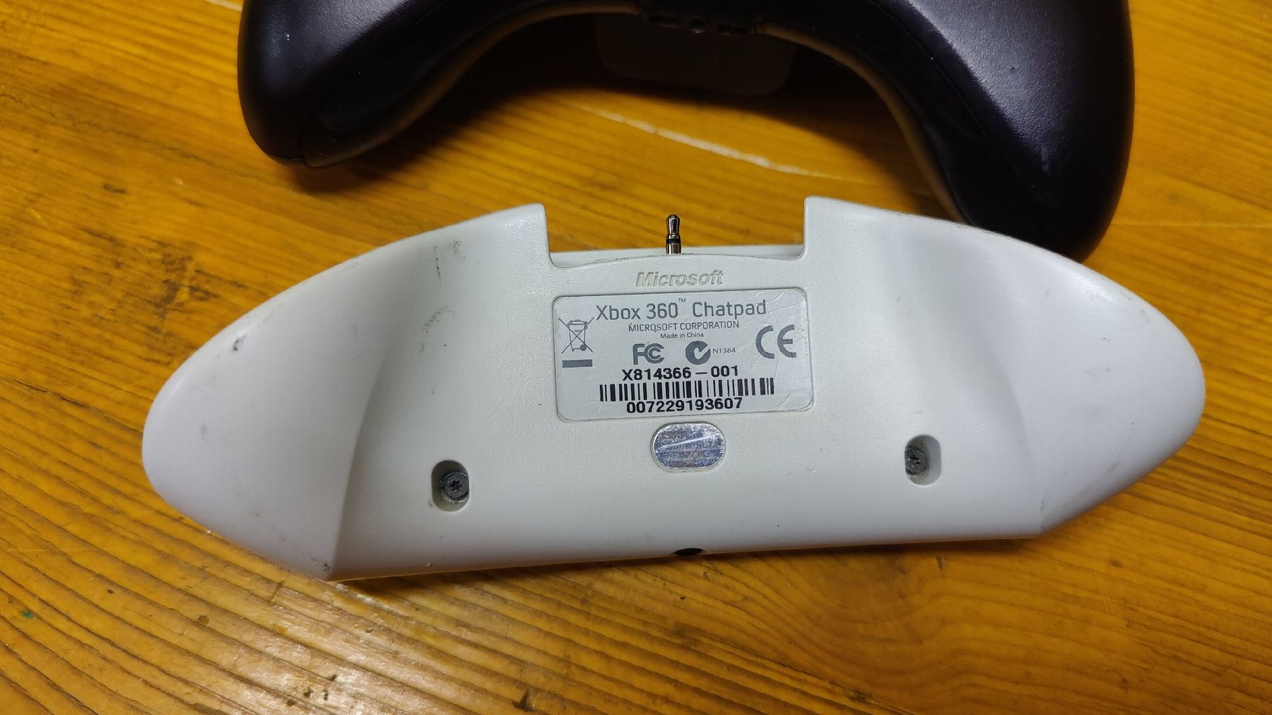 Microsoft Konsolen: Xbox 360 Controller mit Chatpad, ohne Ladekabel (L22-A) – Gebraucht aus Neuenhof von SchnaeppliAllerlei 3