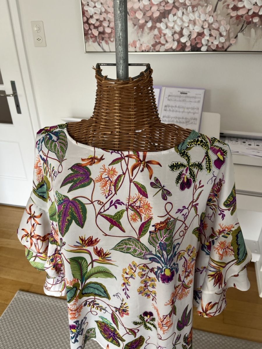 H&M Camicette: Bluse mit floralem Muster, H&M, 42/44 – Usato da Solothurn venduto da Bobesch08 3