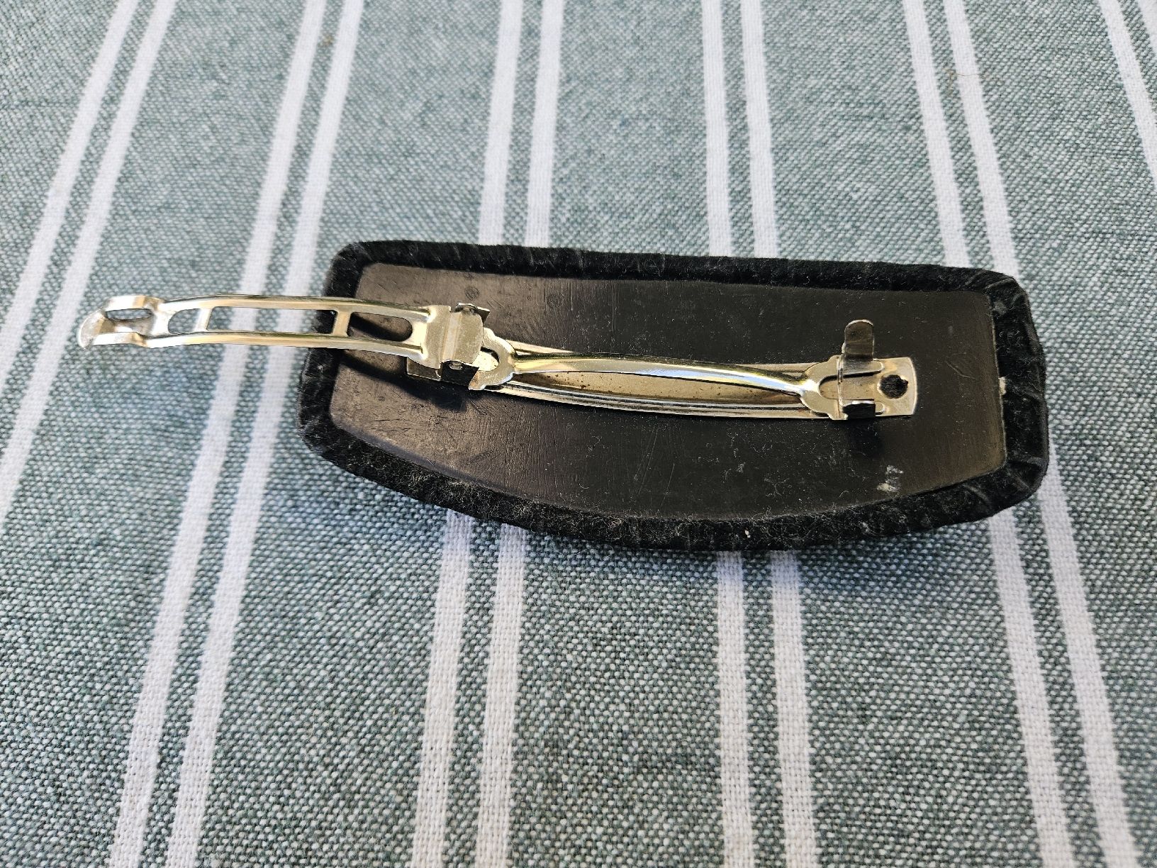 Accessori per capelli: Haarspange samtig schwarz – Usato da Wettingen venduto da Sk8ertomda 3