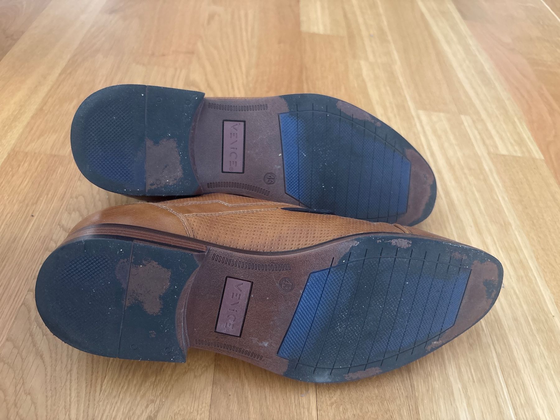 Herrenschuhe: Braune Schuhe, Gr. 43, Venice, ab CHF 1.00 – Gebraucht aus Basel von MaOb4052 2