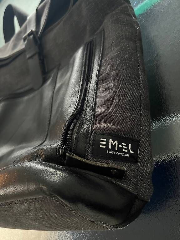 Zaini: Emel Rucksack schwarz/grau – Usato da Allschwil venduto da Hesch13 1