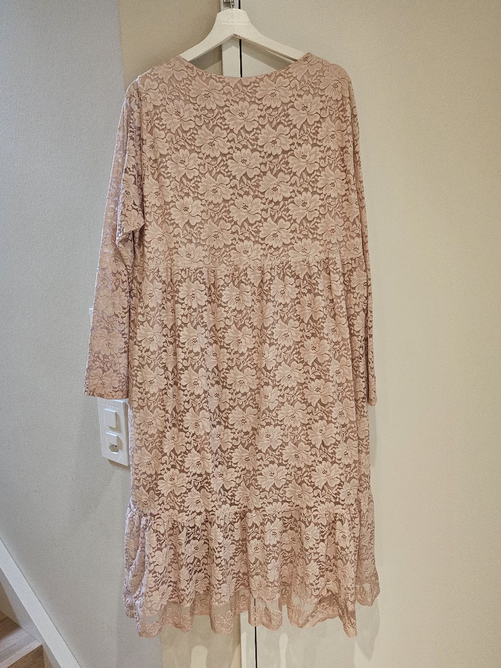 Vestiti: romantisches Kleid rosa mit Spitze 40/42/44 – Usato da Allschwil venduto da na.wi.90 4