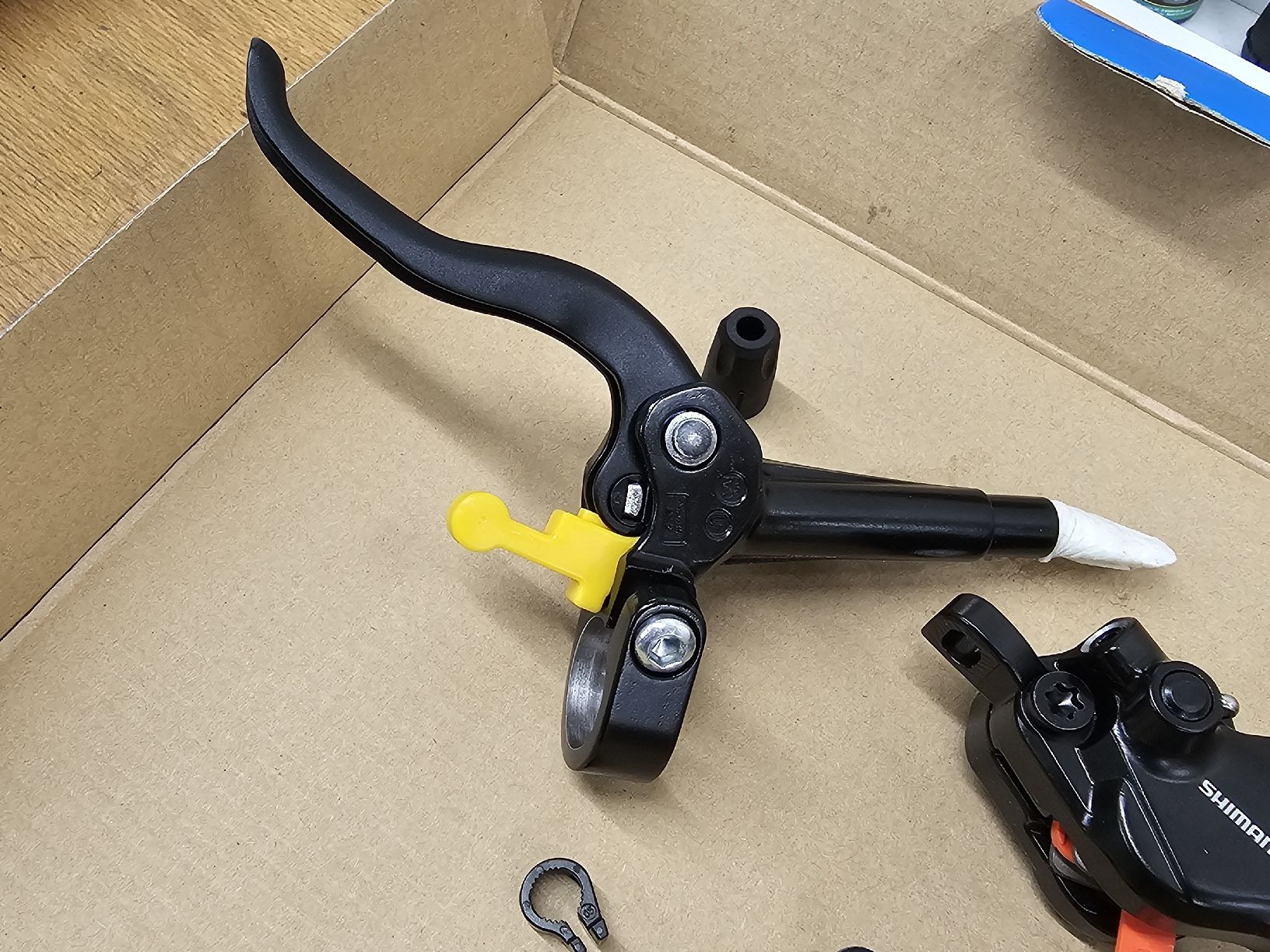 Shimano Ersatzteile: Bremsteile & Entlüftungskit – Gebraucht aus Burgistein von chillyB 4