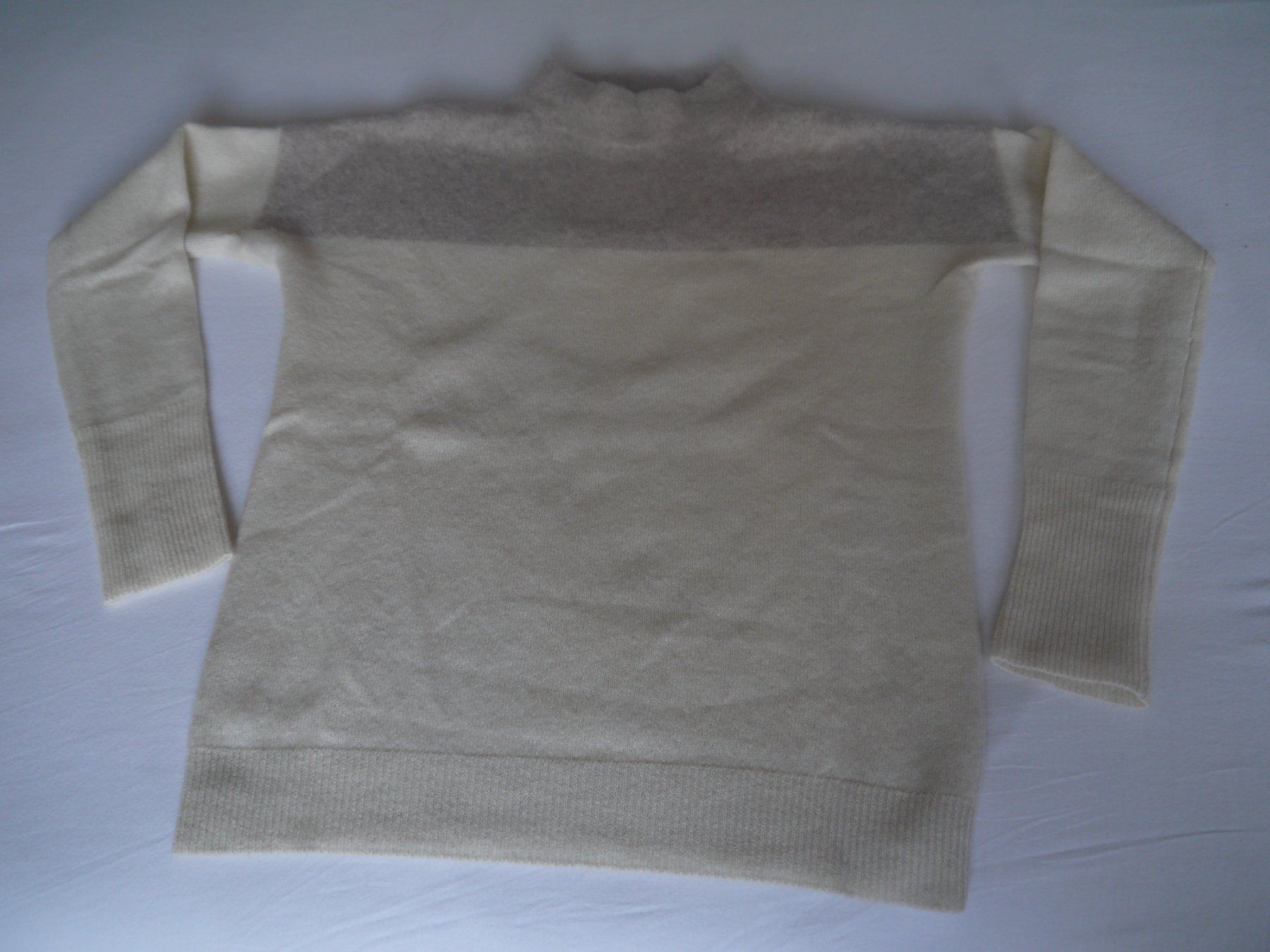 Maglioni & Felpe: TAHARI Pullover aus 100%Kaschmir – Usato da Hagendorn venduto da Blaf 4