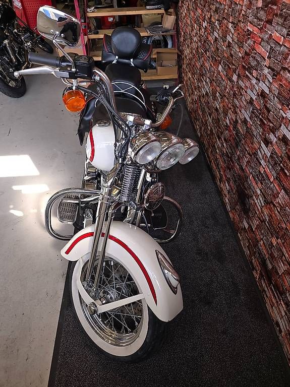Cruisers: HARLEY-DAVIDSON FLSTS 1340 Softail Heritage Springer – D'occasion à Einsiedeln par Vintage-Toeff 2