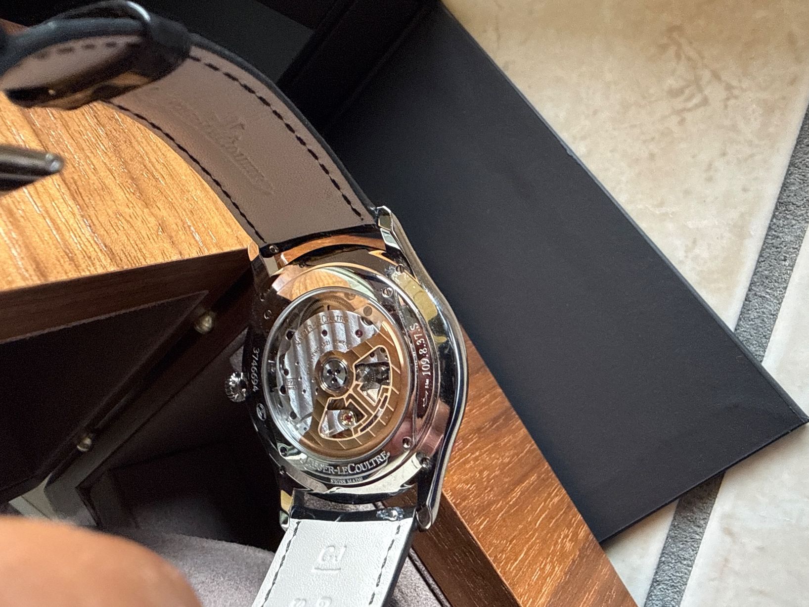 Jaeger-Lecoultre Montres: Jaeger-LeCoultre Master Ultra Thin Date Q1238420 NEW FullSet – Neuf avec emballage d'origine à Breganzona par law_jd6j 2