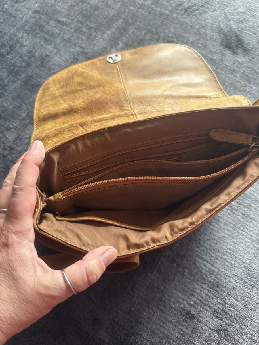Borse da donna: Vielseitige Tasche – Usato da Sarmenstorf venduto da ver_2r7r 1
