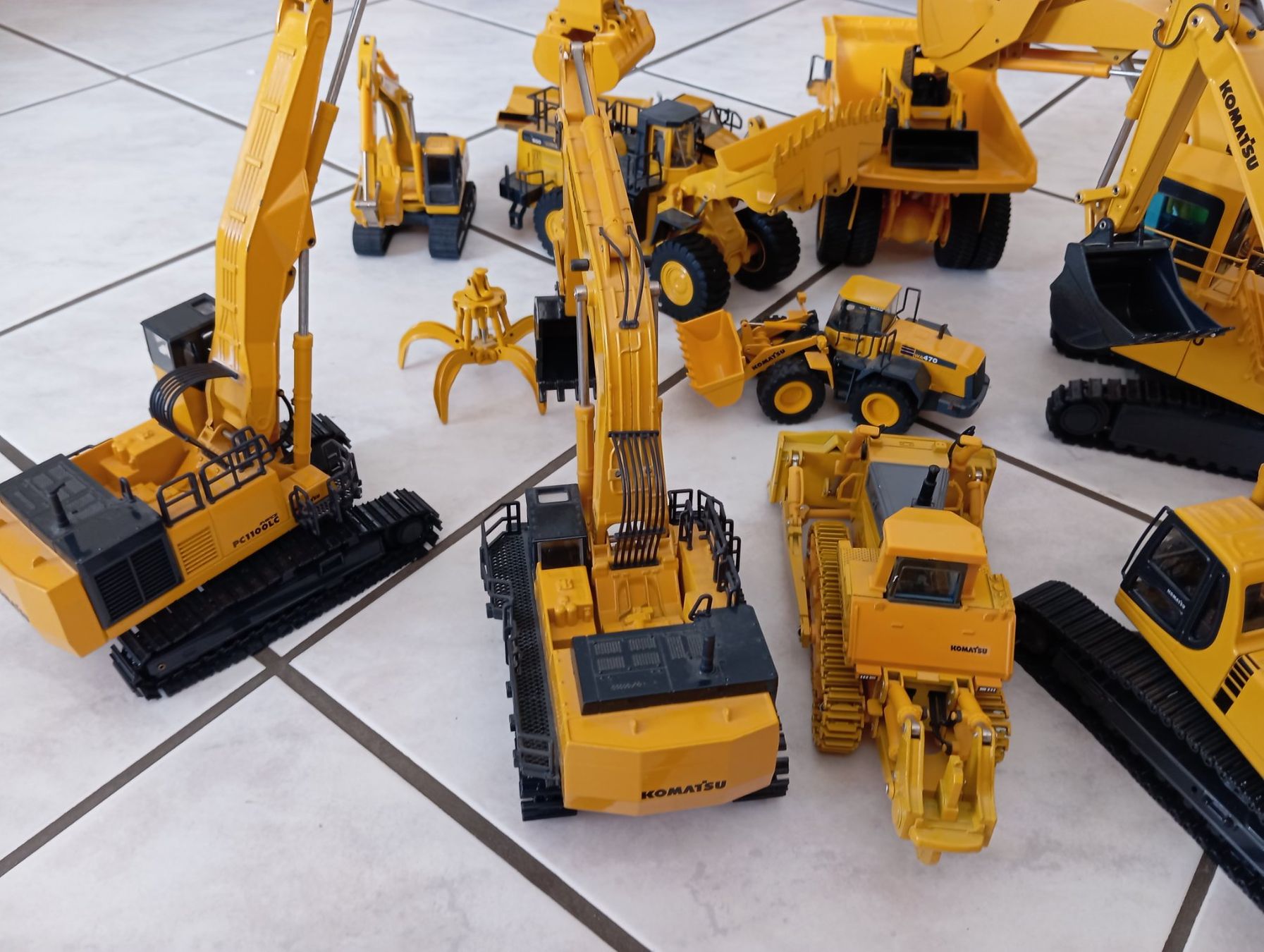Joal Kits de montage: Komatsu Sammlung – Neuf (Voir description) à Haag (Rheintal) par Mayon1 5