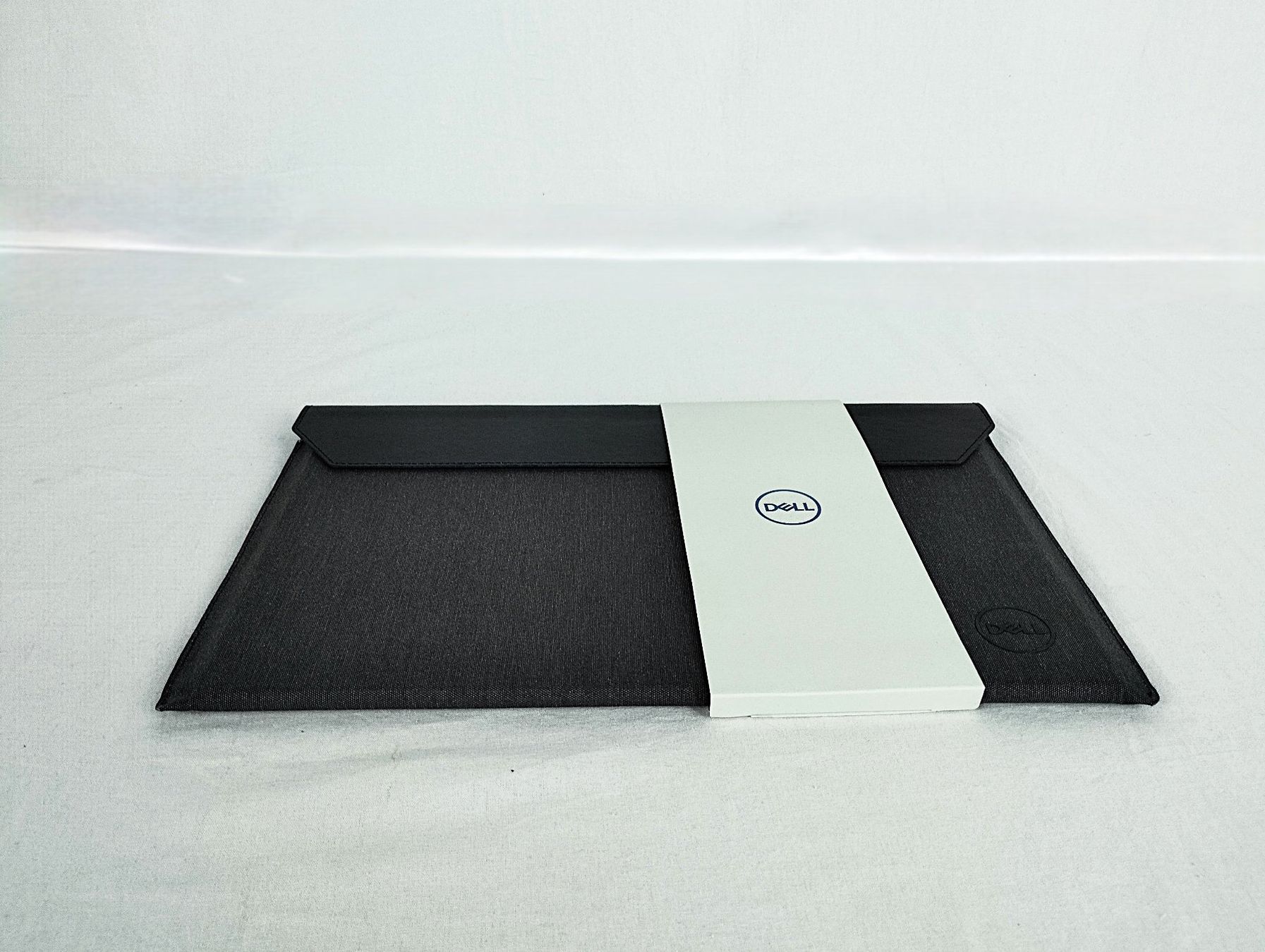 Dell Borse: Dell Premier Sleeve 15-Latitude Laptoptasche neu – Nuovo e nell'imballaggio originale da Schübelbach venduto da Restwert_Schubelbach 1