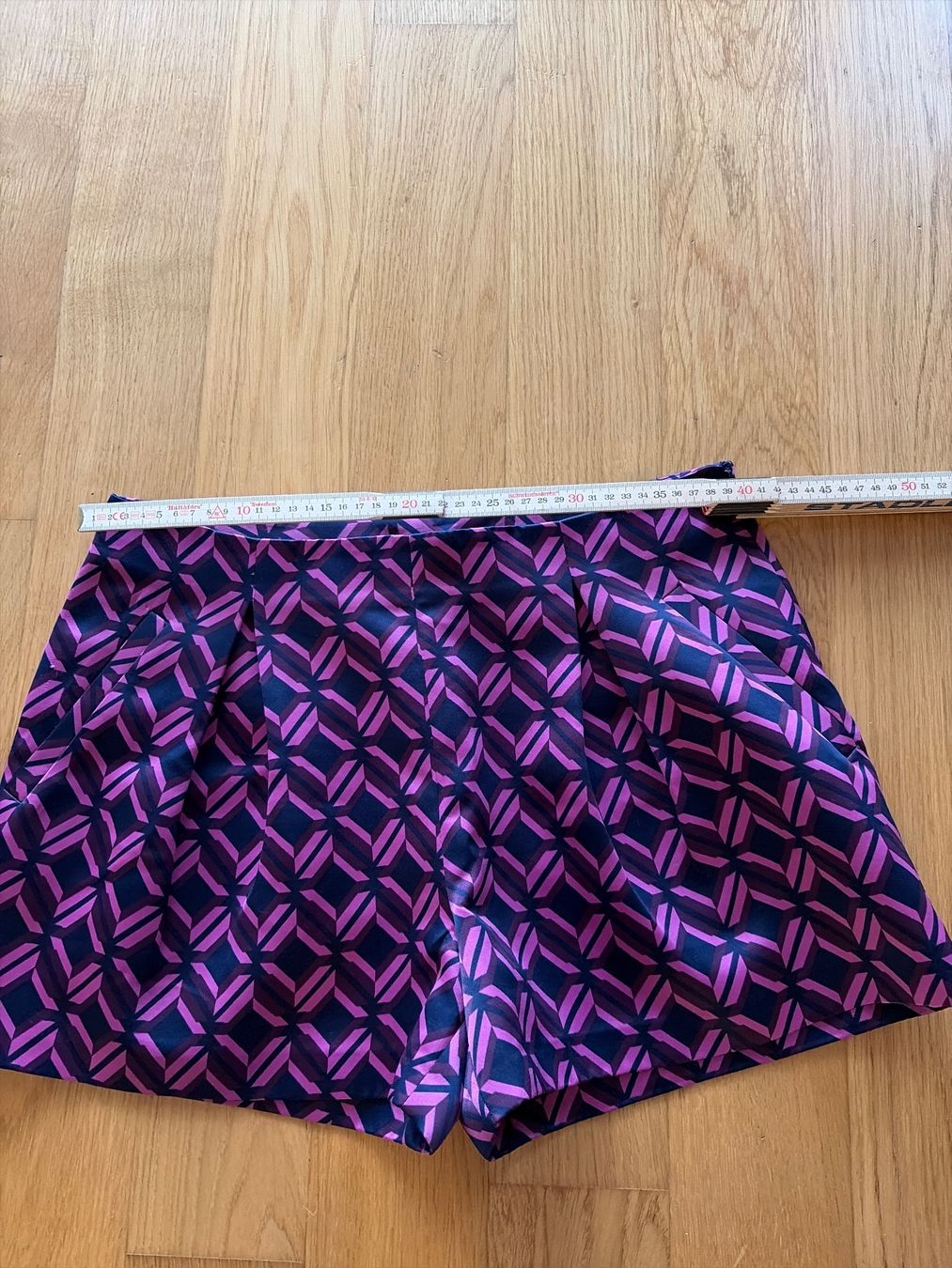 Nafnaf Pantaloni: Nafnaf gr.38 Kurzehose – Nuovo (secondo la descrizione) da Andhausen venduto da bgy_y6xl 2