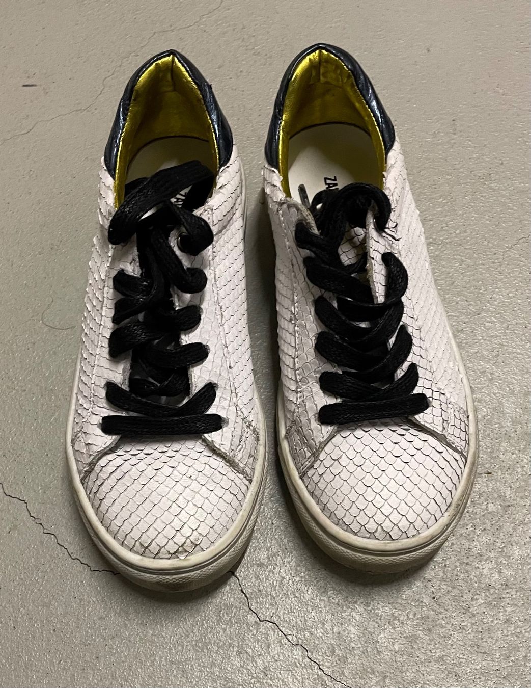 Zadig & Voltaire Scarpe da uomo: Zadig & Voltaire Sneakers – Usato da Bremgarten AG venduto da Joejoe
