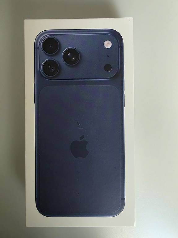 Apple iPhone 17 Pro Max 256 GB Deep Blue NEU & UNGEÖFFNET (Neu und ...
