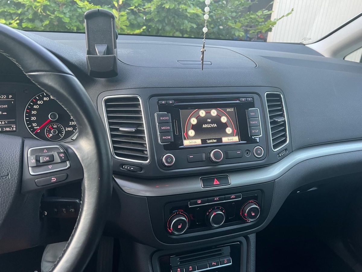 VW Automobili: VW Sharan – Usato da Menziken venduto da Petrit.b 3