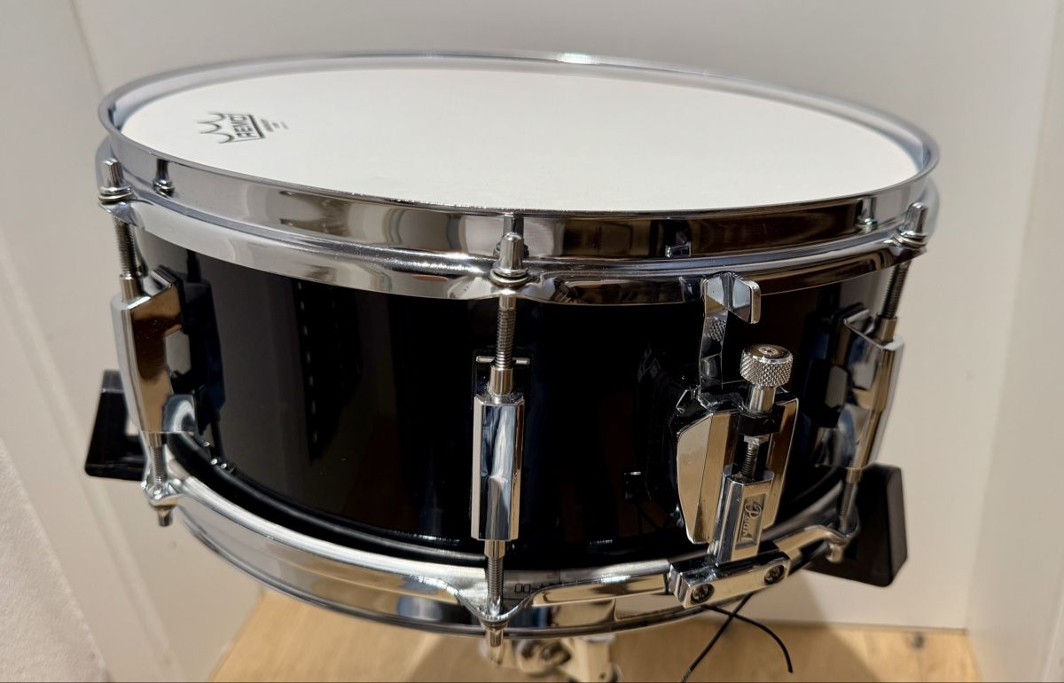 Strumenti musicali: Pearl Custom Classic ONE PIECE MAPLE SHELL – Usato da Gerzensee venduto da Alpenmassiv 1