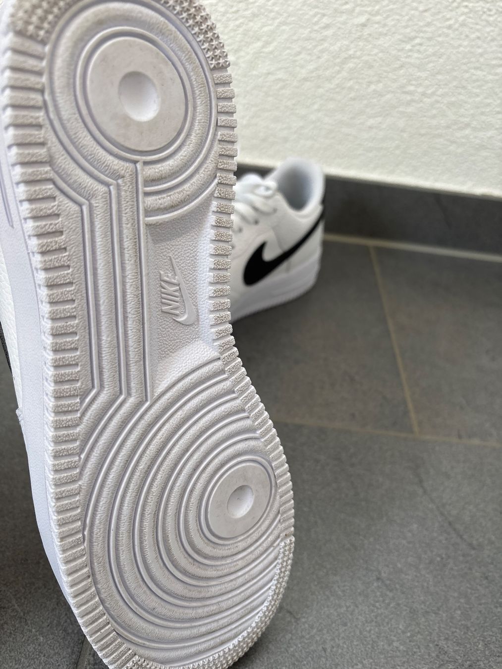 Scarpe da uomo: NIKE Air Force I – Usato da Reinach AG venduto da fen_7lny 2