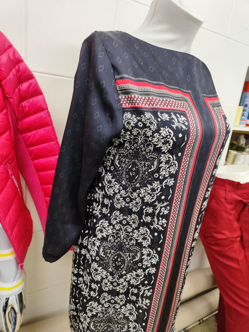 Vestiti: Damen Kleid Gr 36 – Usato da Langnau am Albis venduto da Judithsebi 1