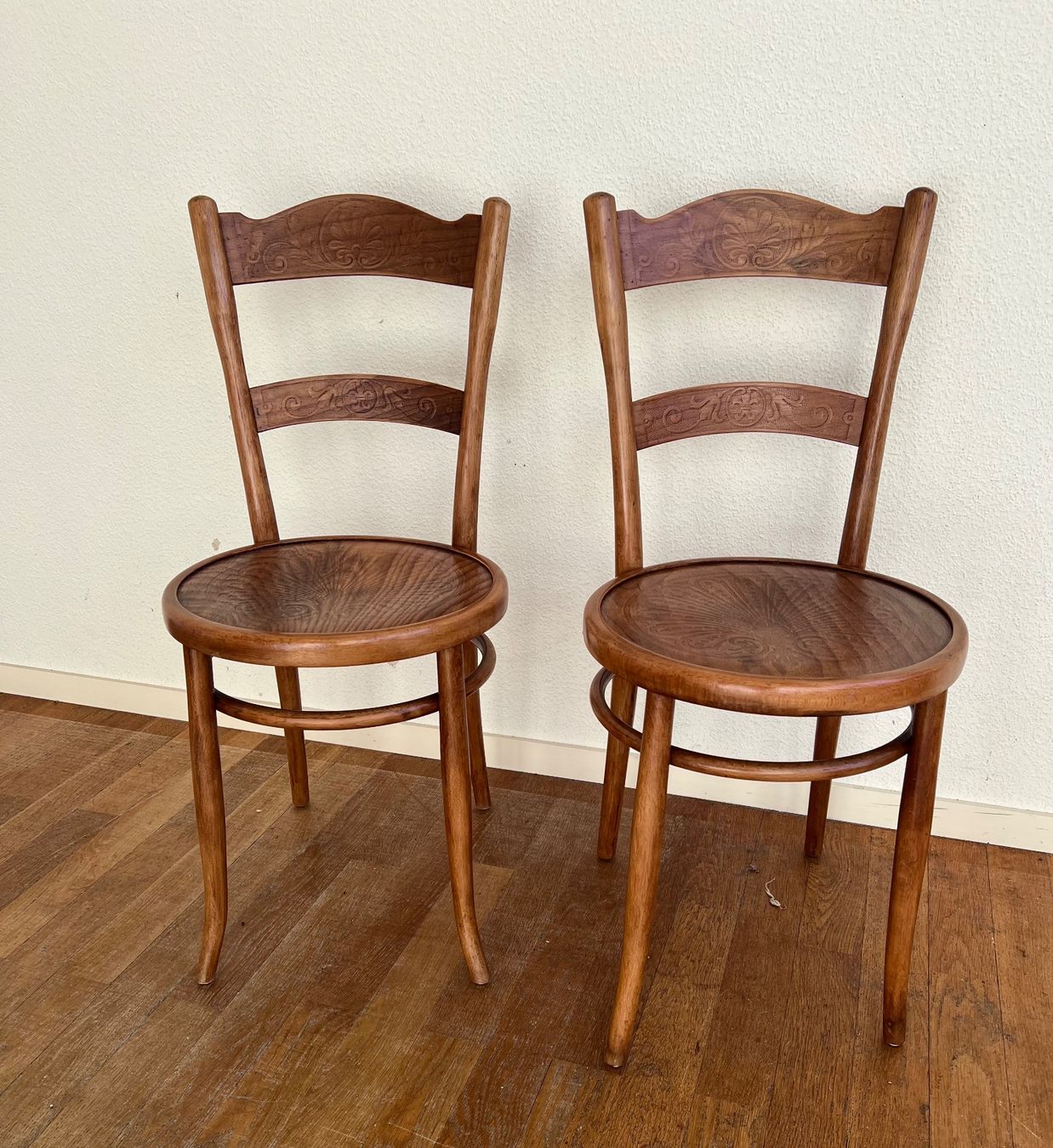 Horgen Glarus Sedie: 2 Original Horgen Glarus Bistro Stühle um 1920 – Usato da Tecknau venduto da salzberg.ch