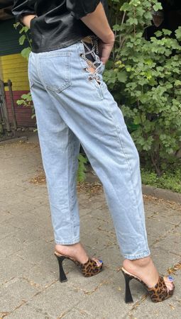 Jeans donna taglio dritto con catene-tgM/L-chic e sexy