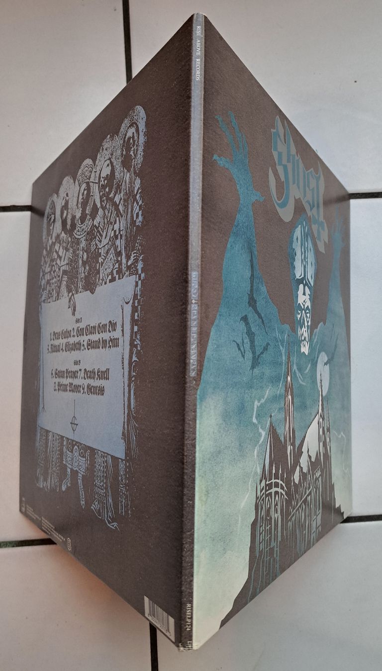 Dischi in vinile: Ghost - Opus Eponymous Original 2010 Slpatter Vinyl Green/Bl – Usato da Solothurn venduto da Temple_of_Triton 3