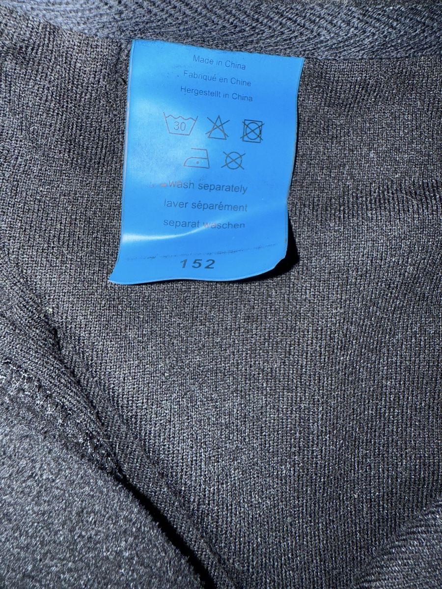 46 Nord Pullover & Sweatshirts: Skipulli 152 – Gebraucht aus Zürich von Mothai 3