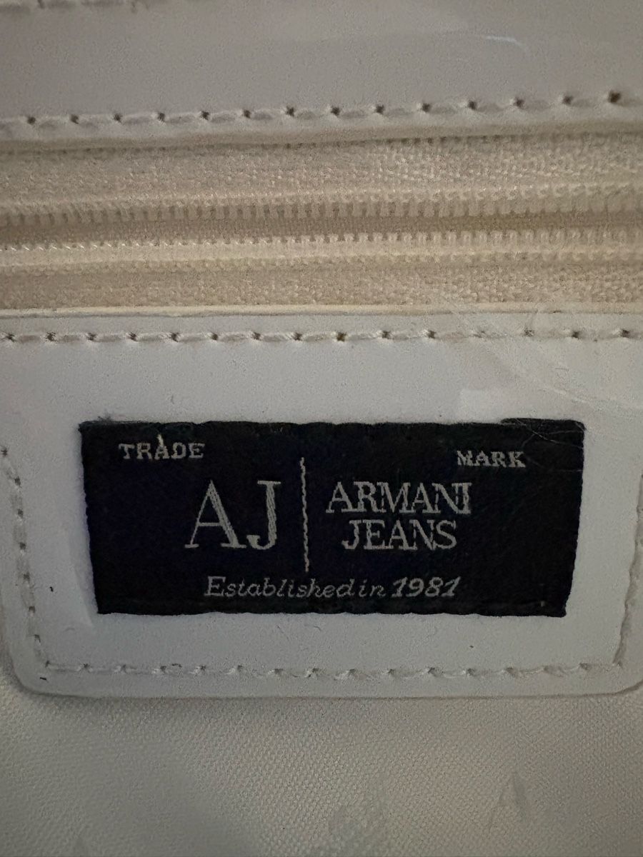 Armani Borse da donna: Sac à main Armani Jeans blanc - good – Usato da Vétroz venduto da eli_fc2s 2