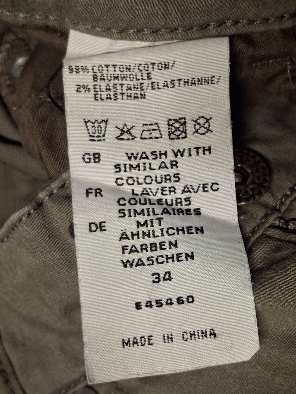 Pantaloni: Pantalon taille 34 marque Yendi 98% coton – Usato da Villiers venduto da san_jn5w 3