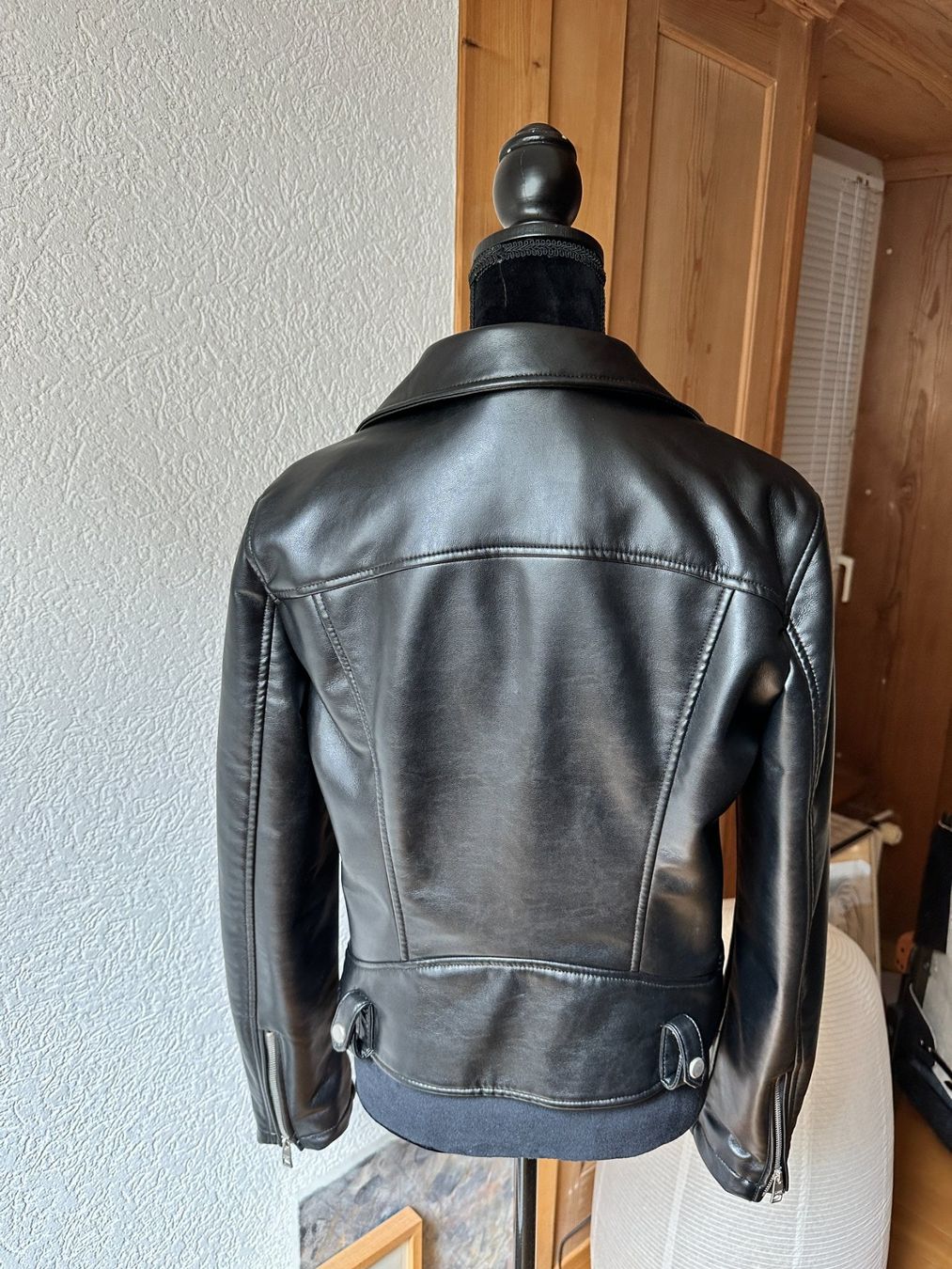 Giacche: Kunstleder Jacke von Amisu Gr. 40 – Usato da Gümmenen venduto da FelizitasHermann 3