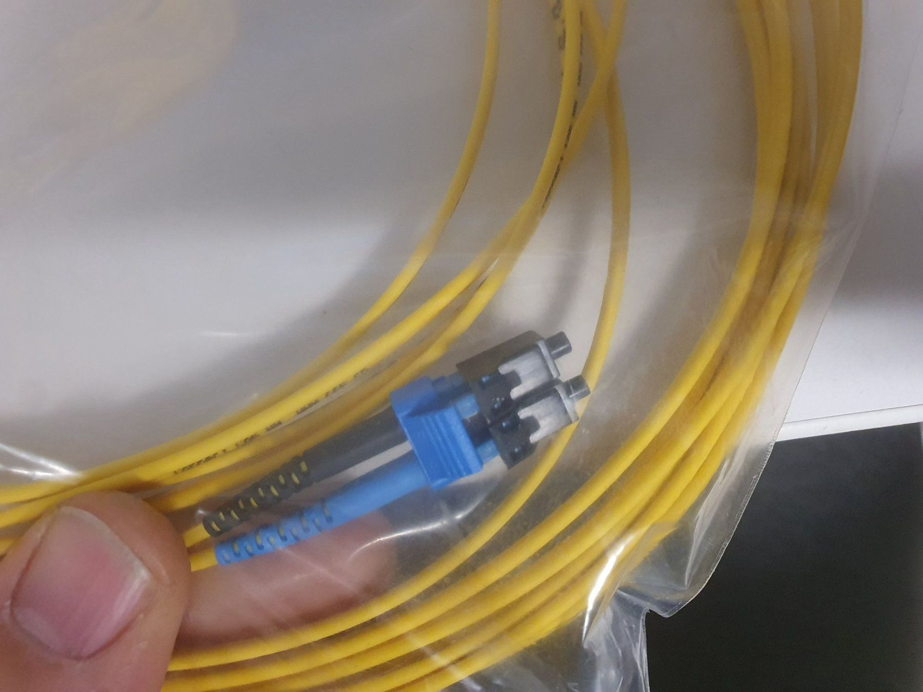 Cavi: LWL-Patchkabel Glasfaserkabel FCPC-LC  Duplex, 6 m 6m – Nuovo e nell'imballaggio originale da Zürich venduto da Alibaba1234 3