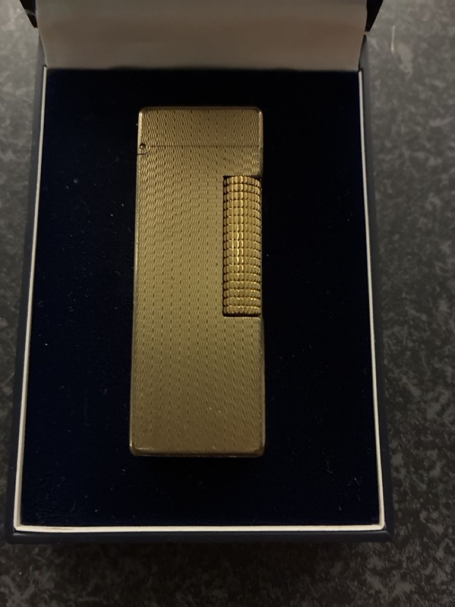 Dunhill Briquets: Dunhill feuerzeug – Défectueux à Domat/Ems par Coc87 1