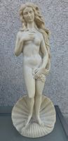 Dekorative Venus-Figur (Aphrodite) aus Biskuitporzellan