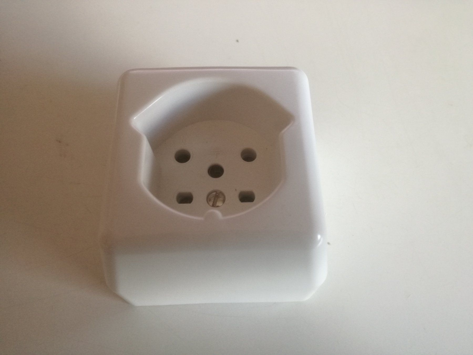 Stecker: Steckdose Typ 15 AP weiss – Gebraucht aus Sursee von Ursus_LU 1